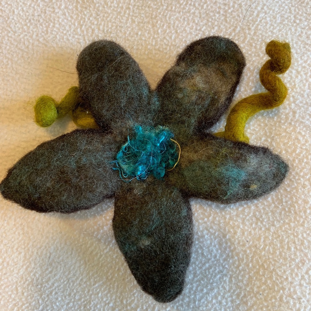 felted flower pin